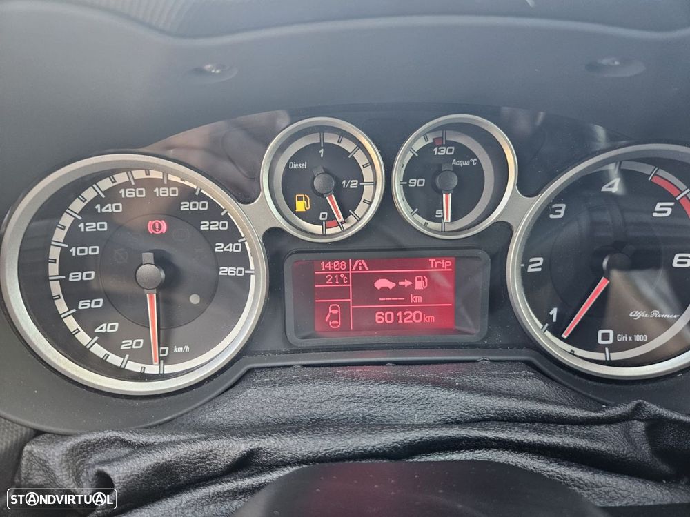 Alfa Romeo MiTo 1.3 JTDM Trofeo - 25