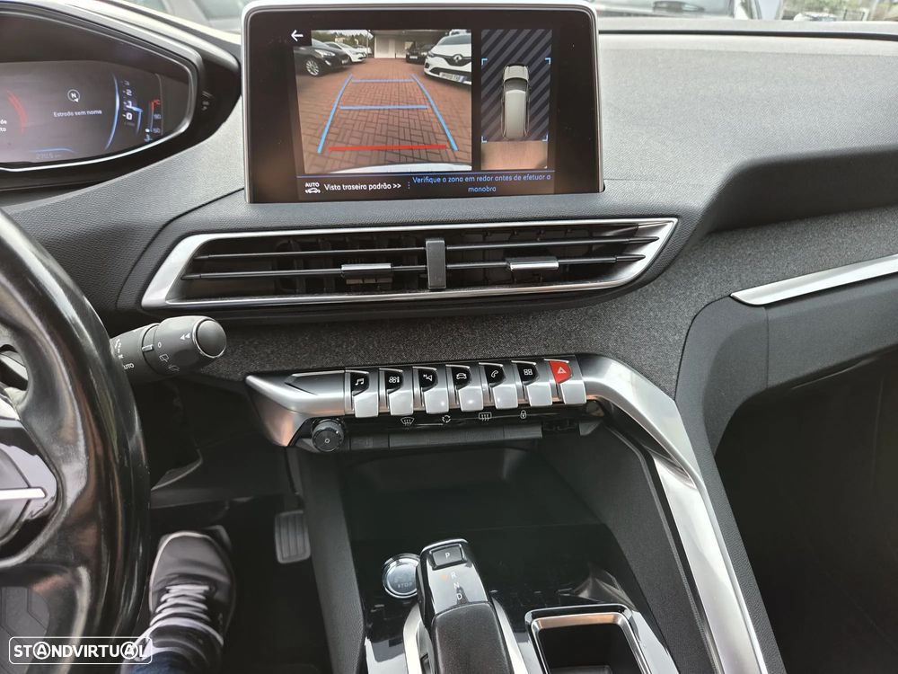 Peugeot 5008 1.5 BlueHDi Allure EAT8 - 23