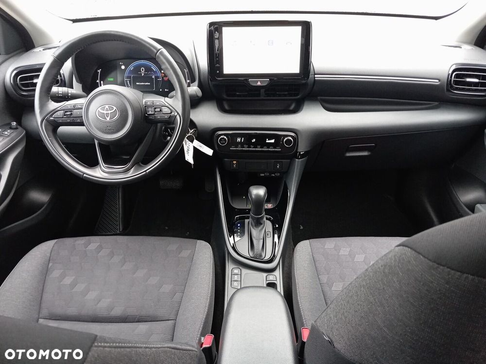 Toyota Yaris Hybrid 1.5 Style - 6