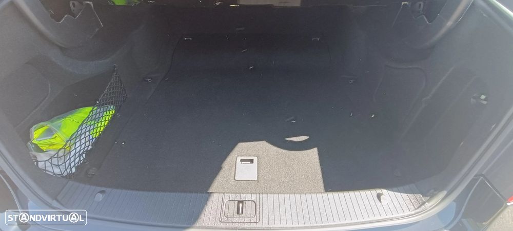 Mercedes-Benz E 300 - 25