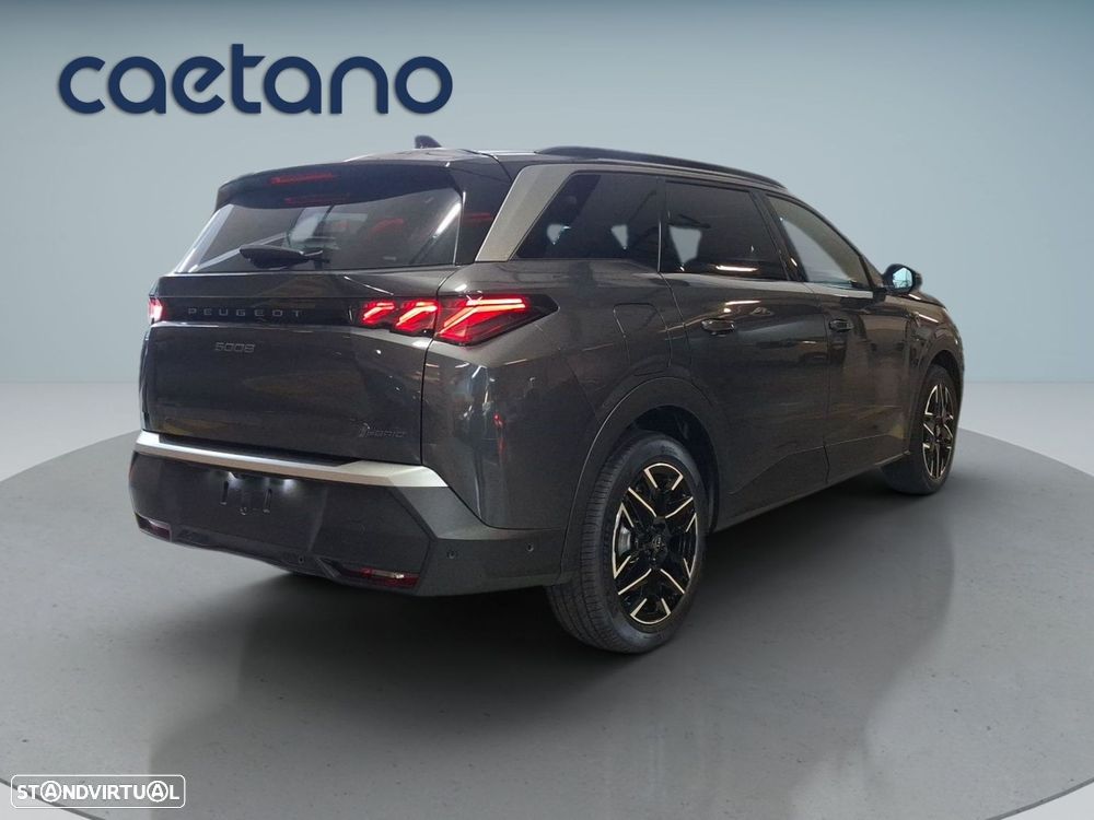 Peugeot 5008 1.6 Plug-in Hybrid Allure e-DCS7 - 8