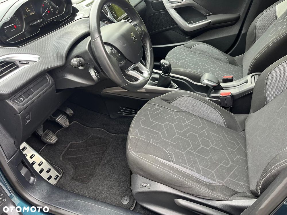 Peugeot 2008 82 VTI Active - 13