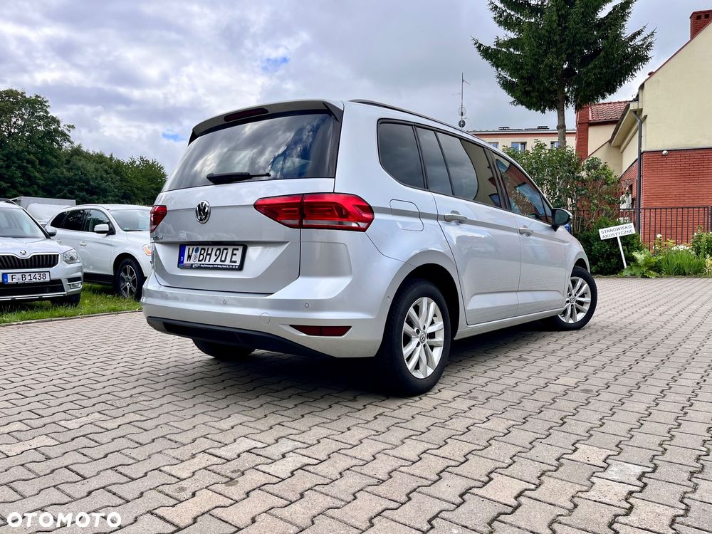 Volkswagen Touran 1.6 TDI SCR (BlueMotion Technology) SOUND - 3