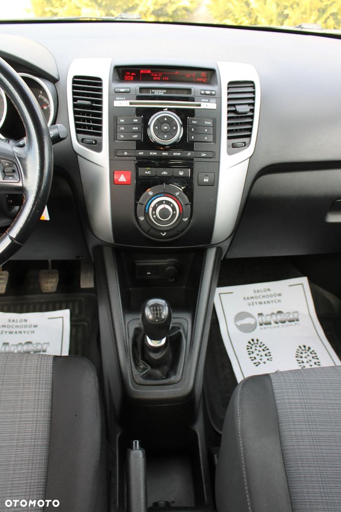 Kia Venga 1.4 CVVT Vision - 23