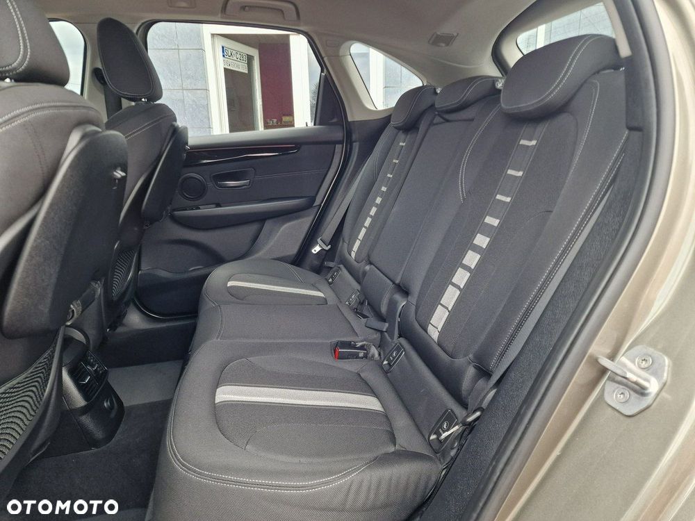 BMW Seria 2 218d Active Tourer Sport-Aut Sport Line - 22