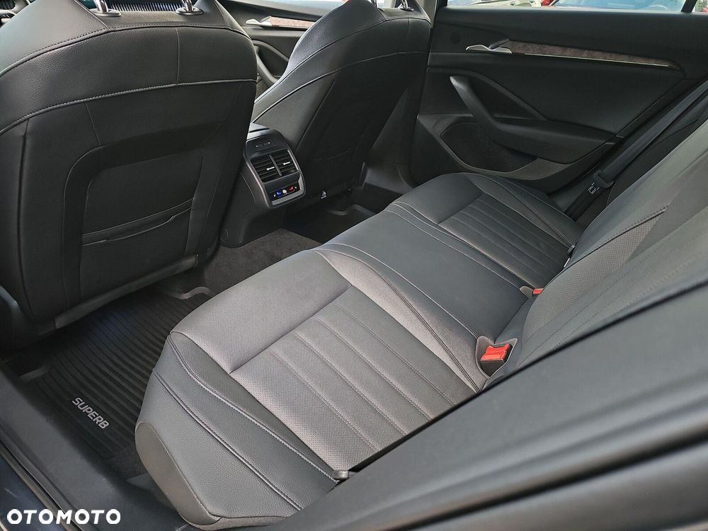 Skoda Superb 2.0 TSI 4x4 L&K DSG - 16
