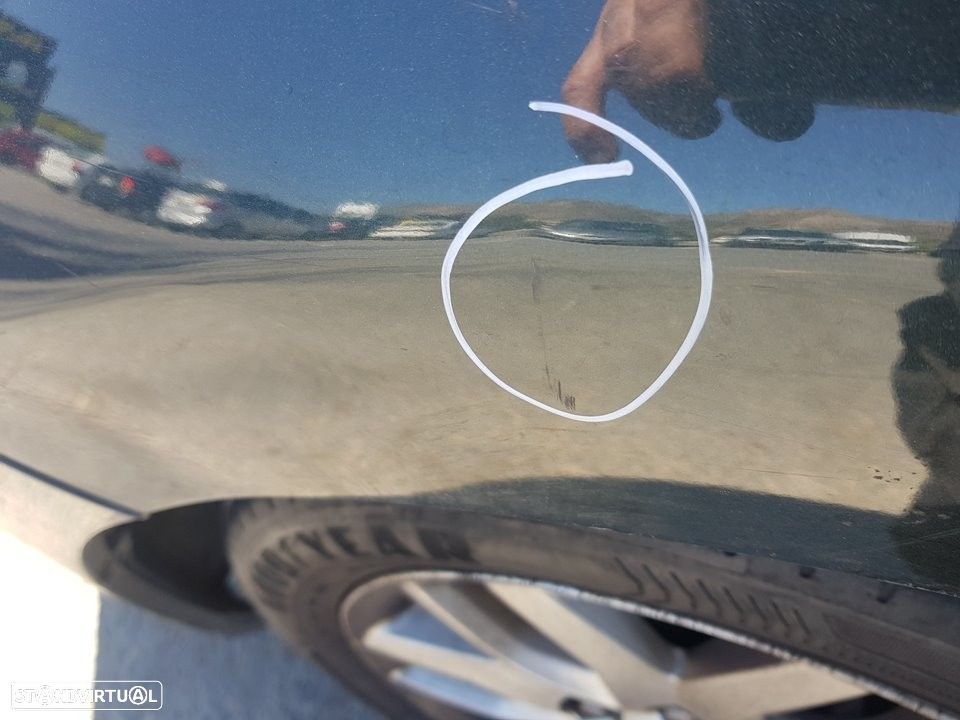 GUARDA-LAMAS FRONTAL ESQUERDO TOYOTA AURIS 2007 - - 3