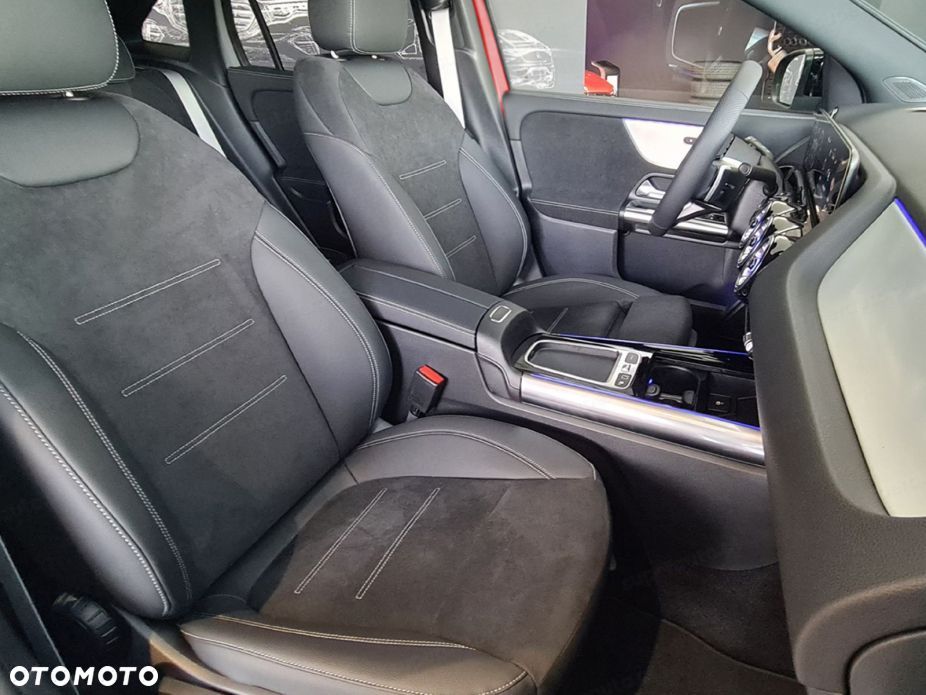 Mercedes-Benz GLA 200 mHEV AMG Line 7G-DCT - 6