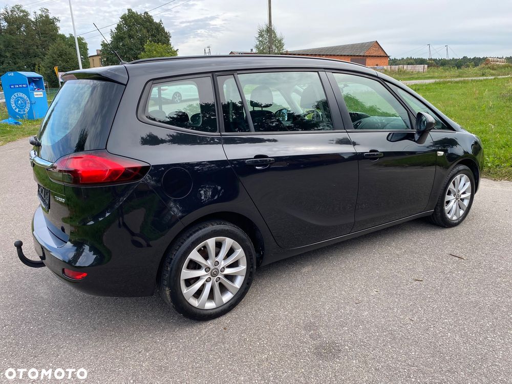 Opel Zafira - 15