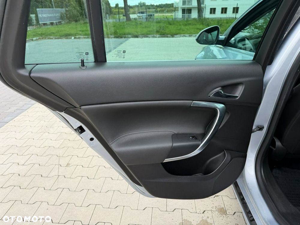 Opel Insignia 2.0 CDTI Cosmo ecoFLEX S&S - 25