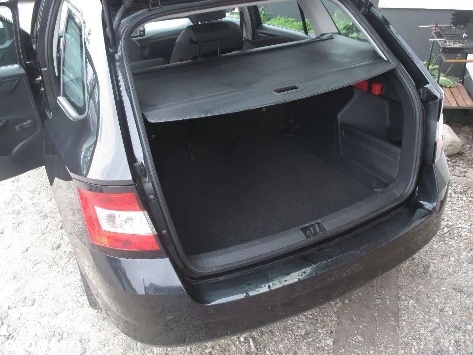 Skoda Fabia 1.0 Ambition - 11