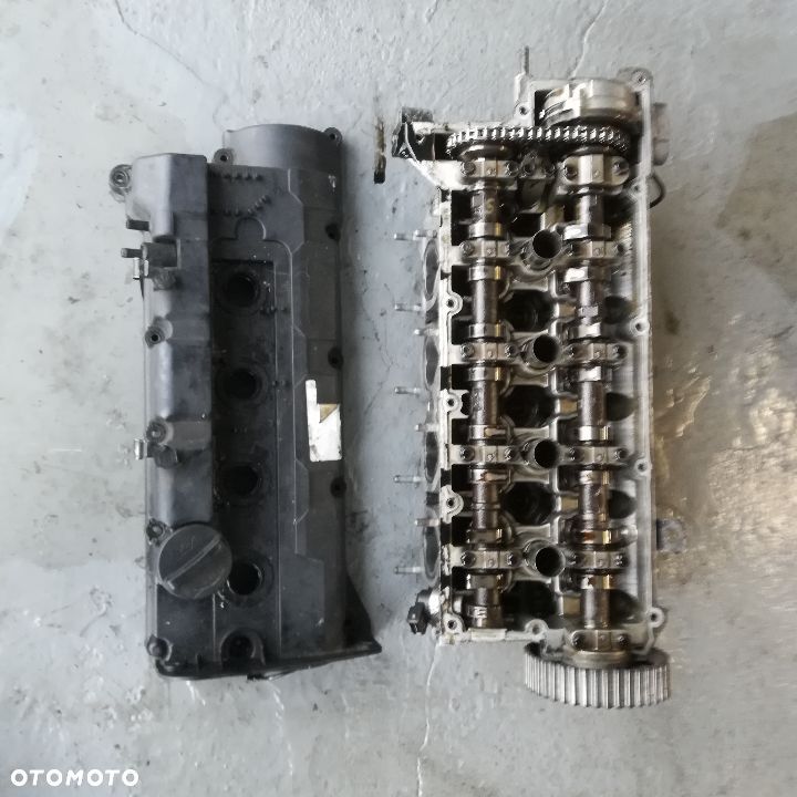 pokrywą zaworów glowica Hyundai tucson kia sportage 2.0 g4gc