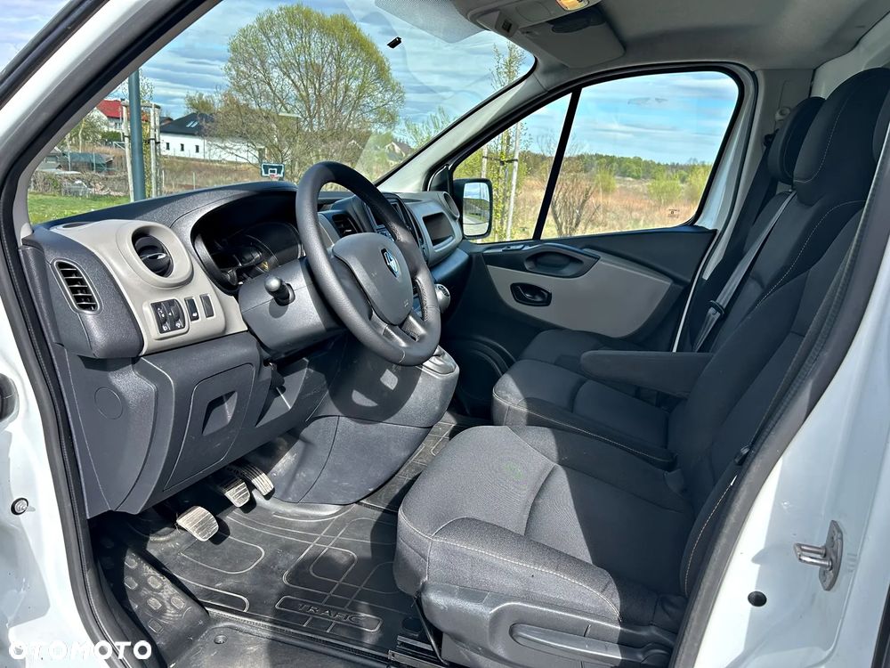 Renault Trafic - 9