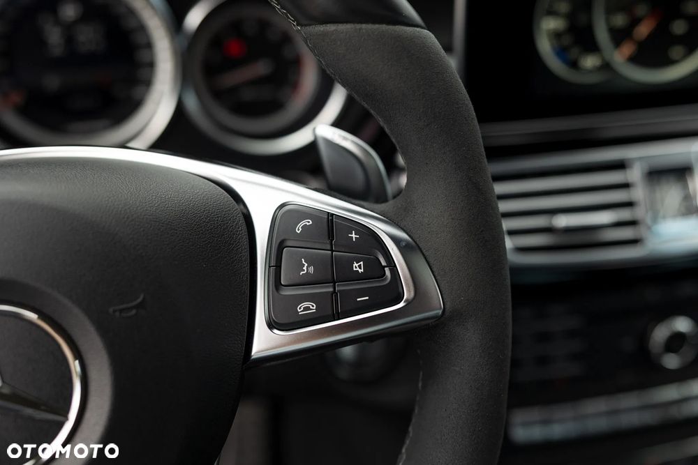 Mercedes-Benz CLS - 29