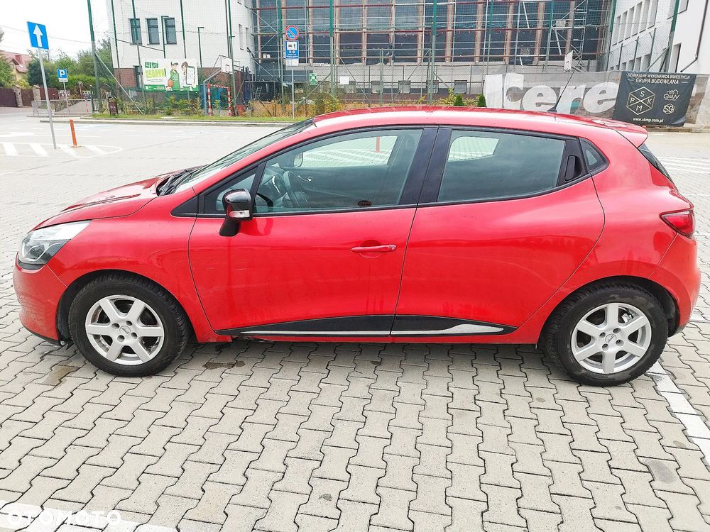 Renault Clio 1.2 16V Life Euro6 - 9