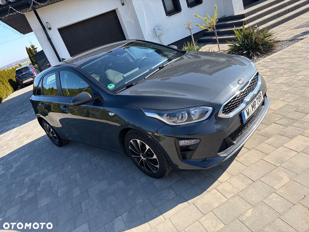 Kia Ceed ver-1-0-t--gdi-opf-attract - 2