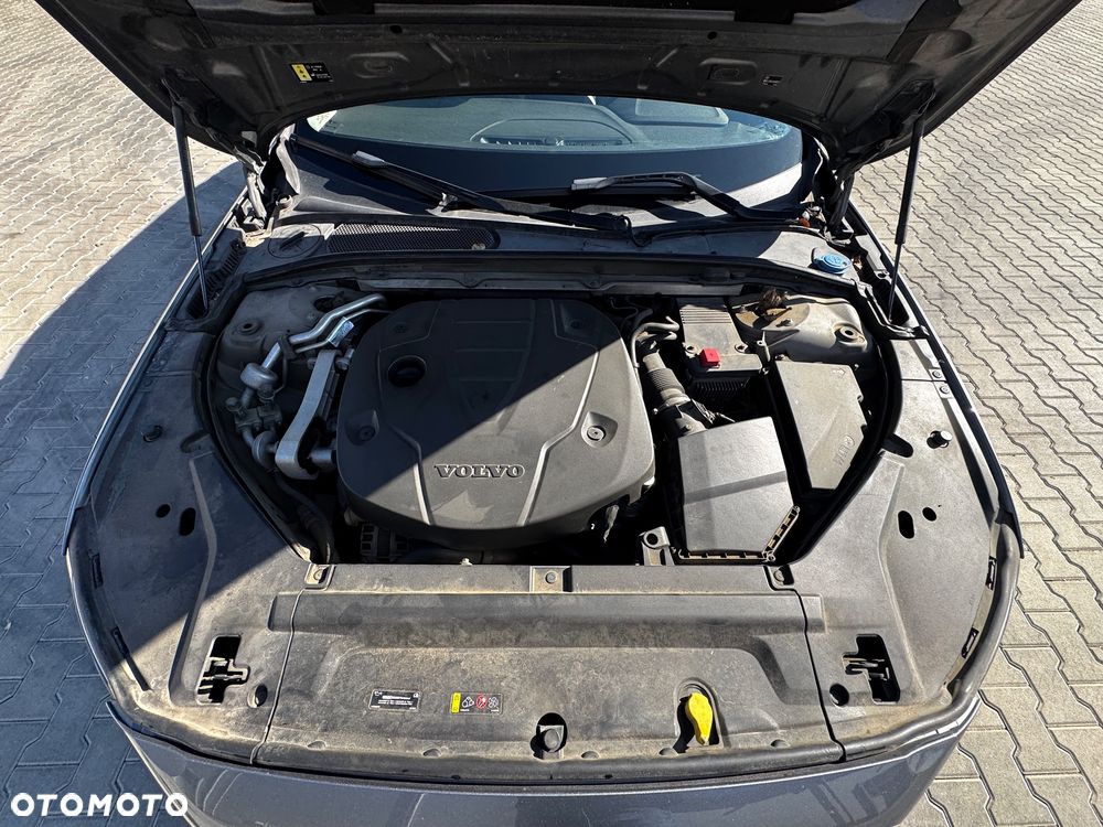 Volvo V90 D3 Momentum - 24