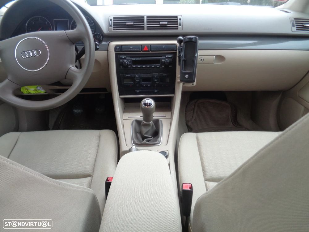 Audi A4 Avant 1.9 TDI - 7