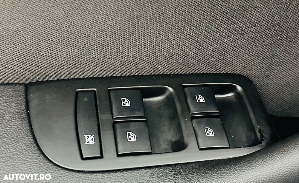 Opel Zafira Tourer 1.6 CDTI ECOFLEX Start/Stop Edition - 11