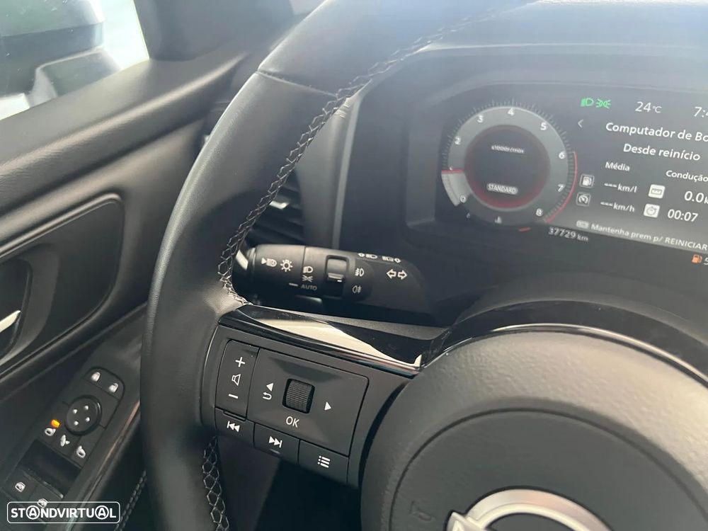 Nissan Qashqai 1.3 DIG-T N-Connecta LED - 19