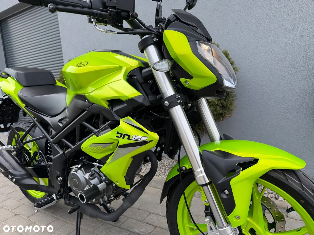 Benelli BN 125 - 11