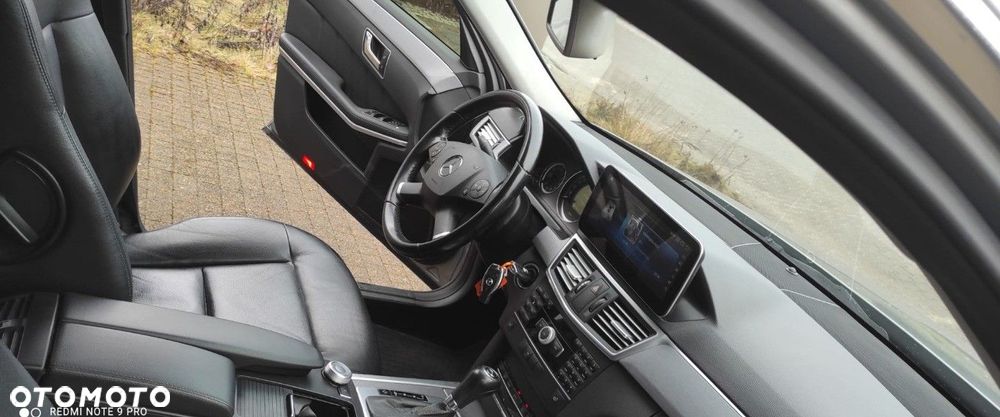 Mercedes-Benz Klasa E 200 CDI 7G-TRONIC Elegance - 35