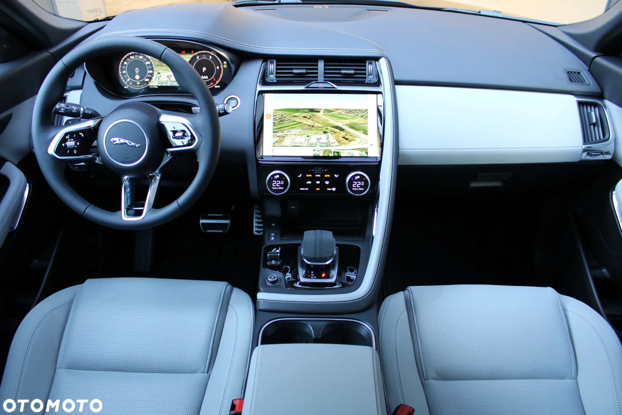 Jaguar E-Pace - 7