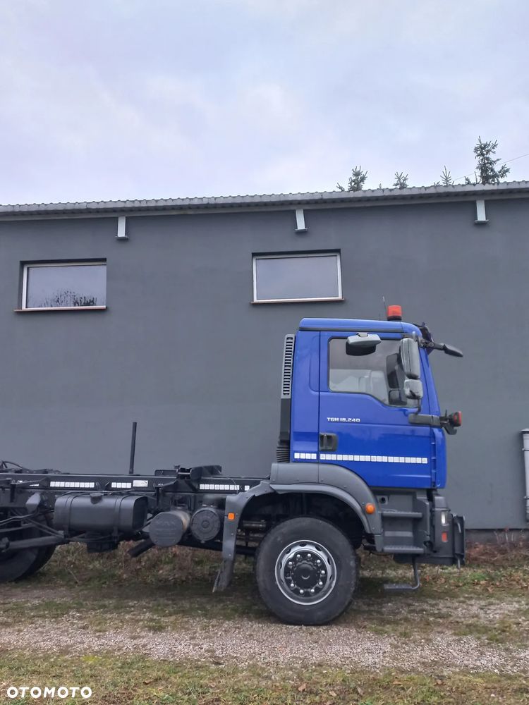MAN TGM 4X4 18.240 KIPPER 3-STR. - 5