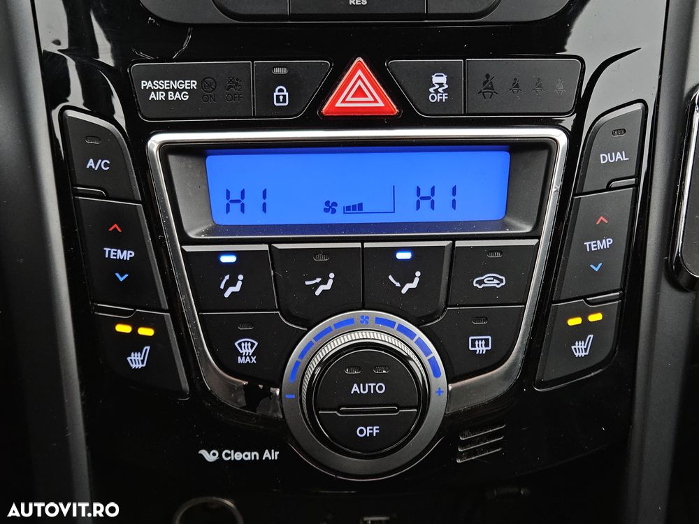 Hyundai i30 1.6 CRDI Premium - 7