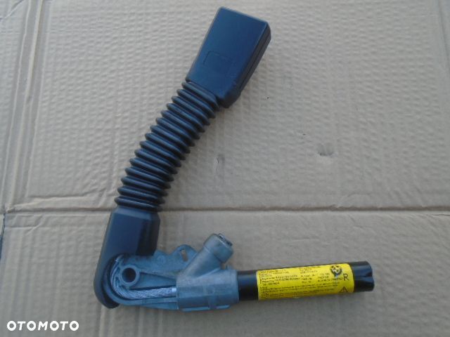 napinacz pasa bezpieczeństwa prawy BMW x3 e83 - 1