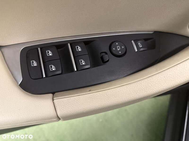 BMW X3 xDrive20i - 12