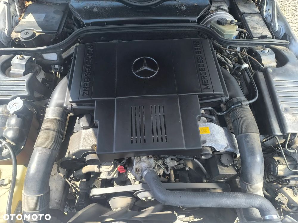 Mercedes-Benz SL - 16