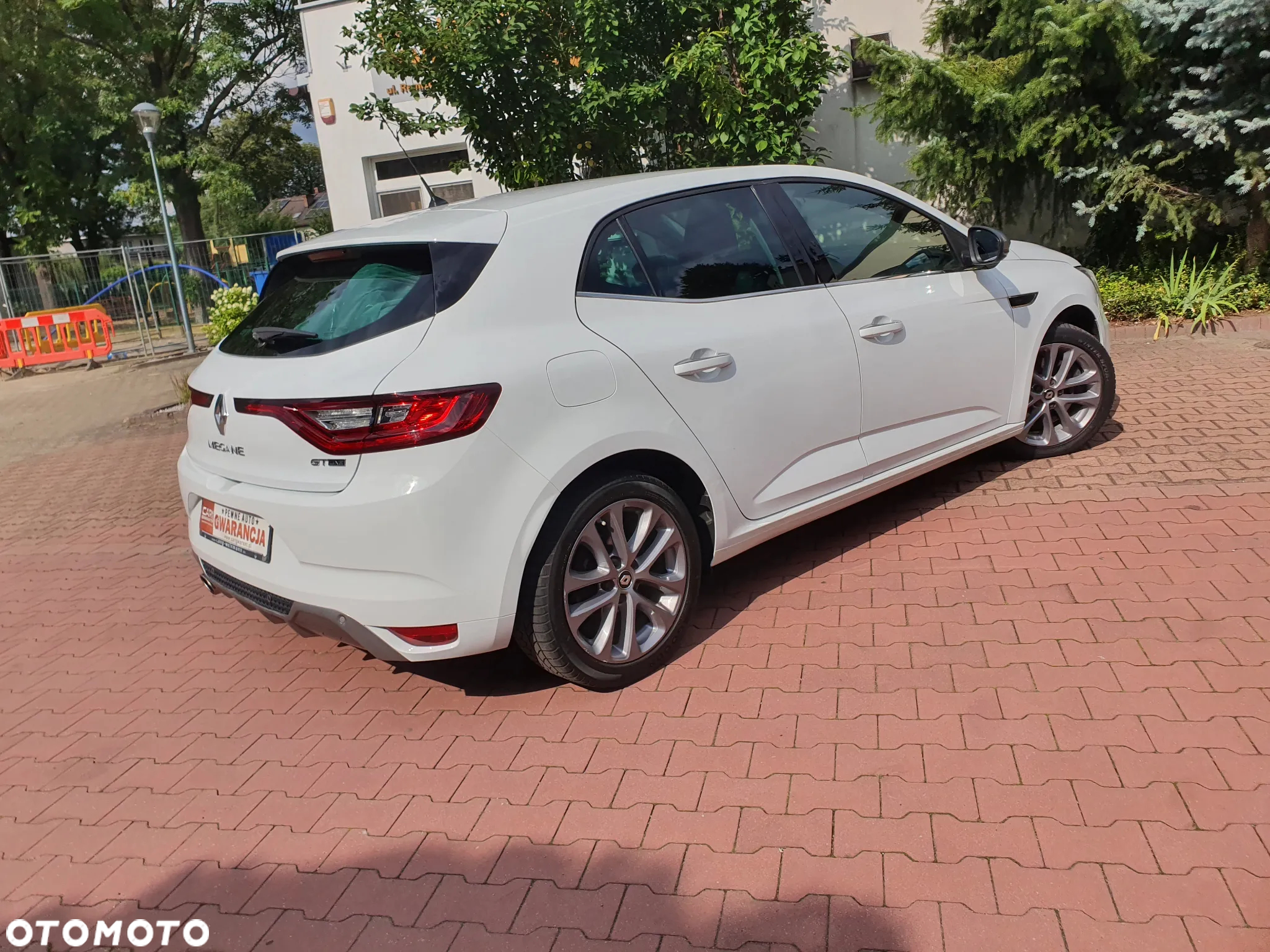 Renault Megane ENERGY TCe 165 EDC GT LINE - 27