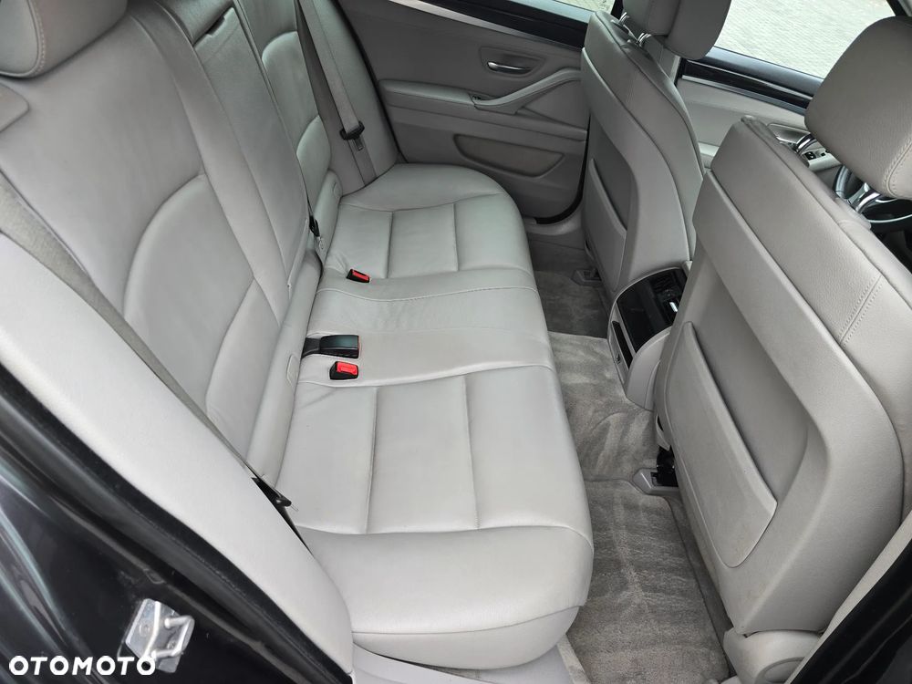 BMW Seria 5 - 24