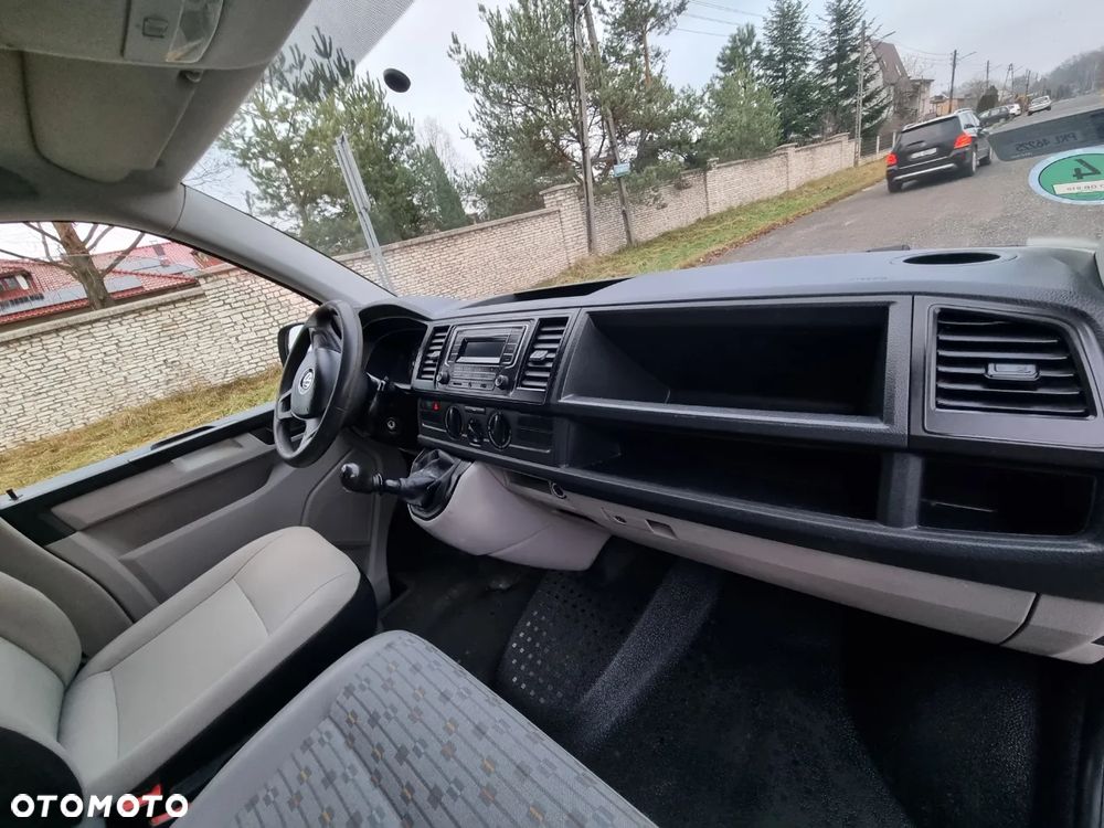 Volkswagen Transporter T6 - 10