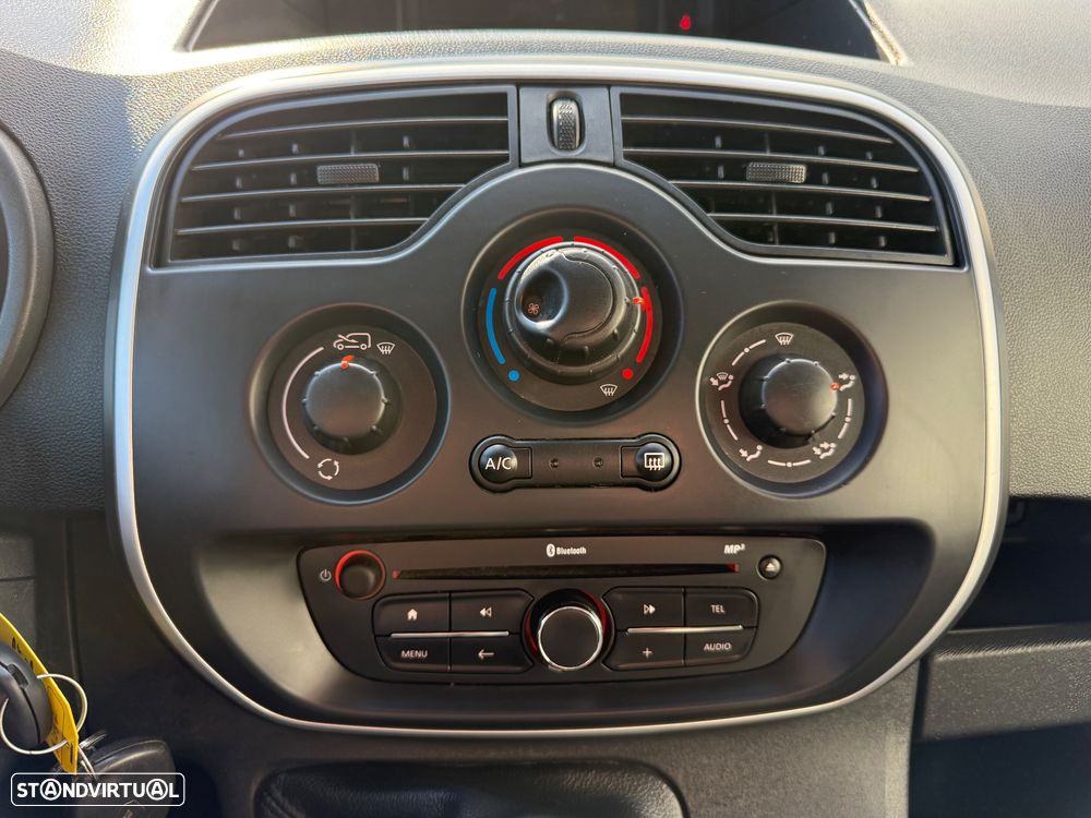 Renault KANGOO 1.5 DCI GPS - 27