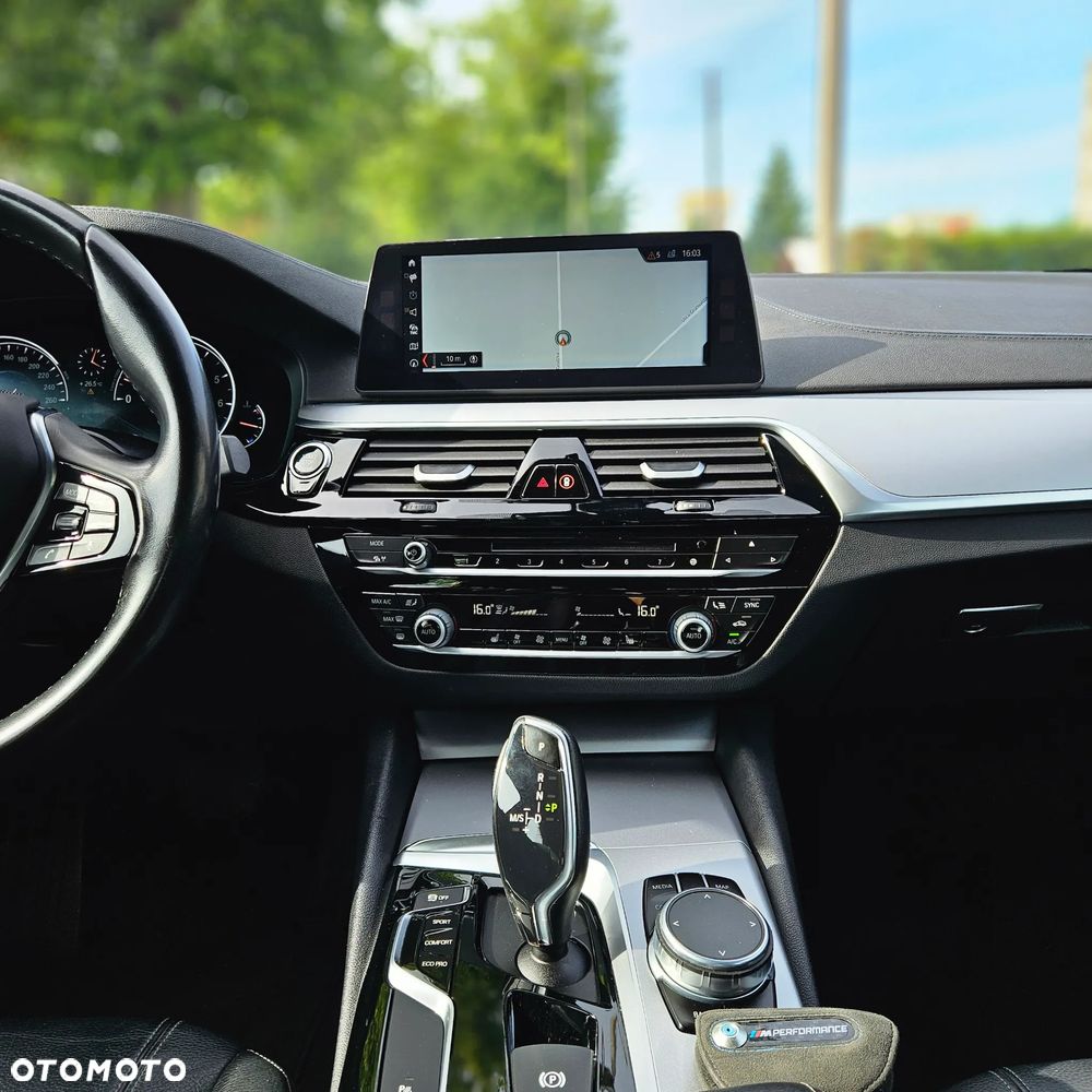 BMW Seria 5 520i M Sport sport - 19