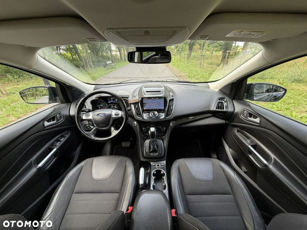 Ford Kuga - 34
