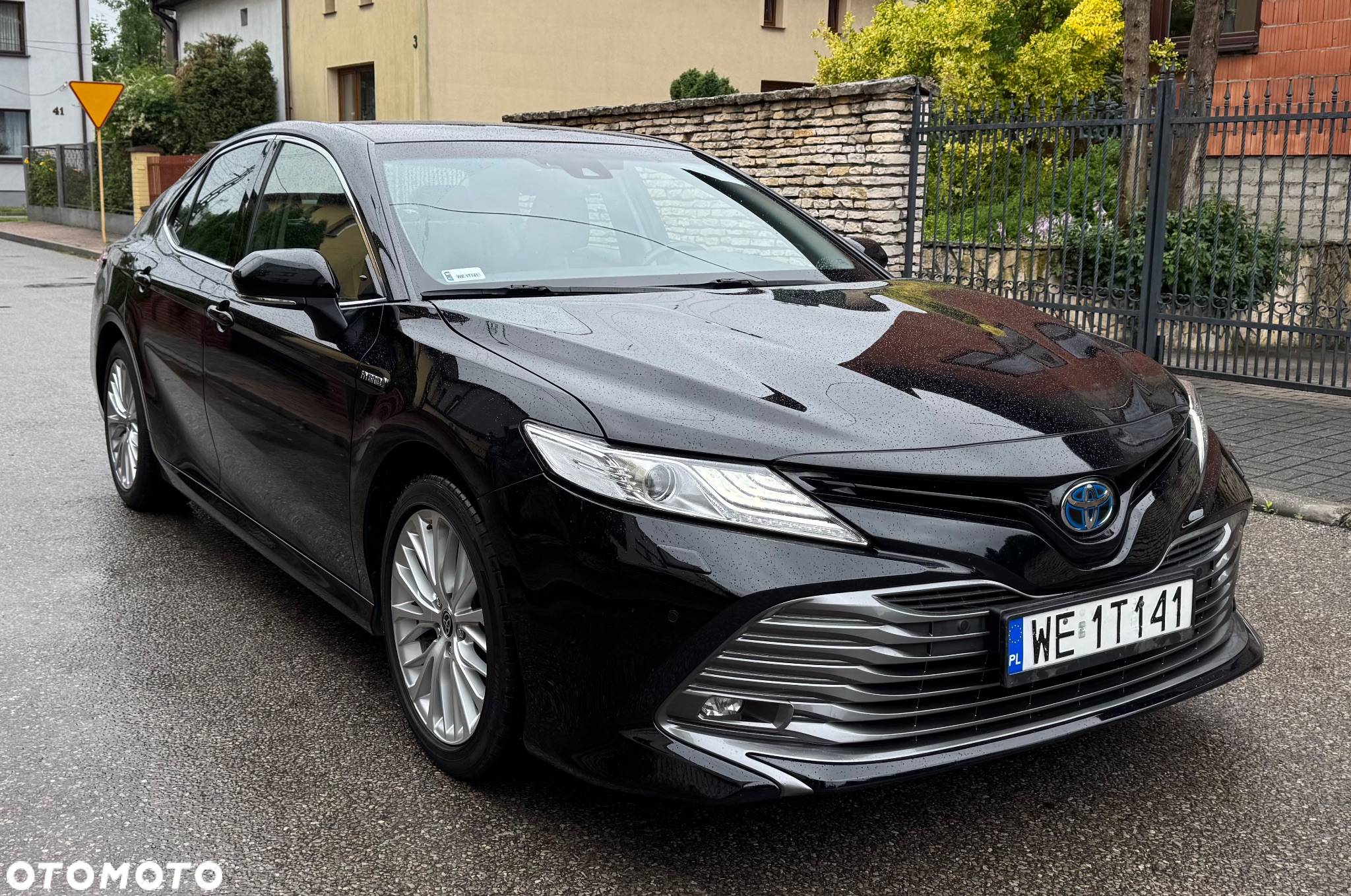 Toyota Camry 2.5 Hybrid Executive CVT - 6