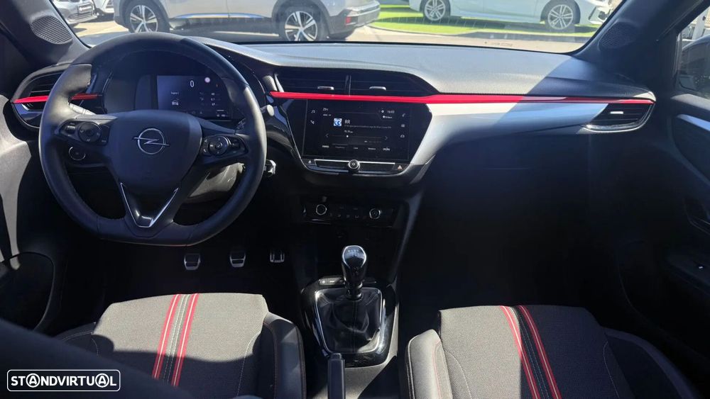 Opel Corsa 1.2 T GS Line - 10