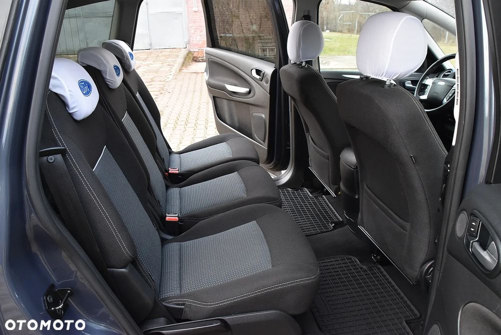 Ford S-Max 2.0 TDCi DPF Trend - 17