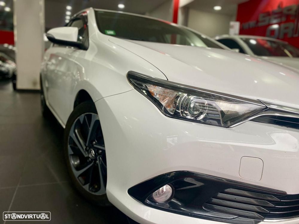 Toyota Auris 1.6 D-4D Exclusive - 7