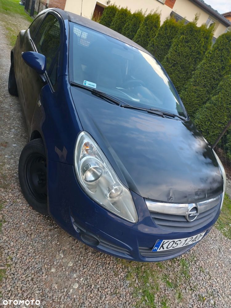 Opel Corsa 1.2 16V Essentia - 2