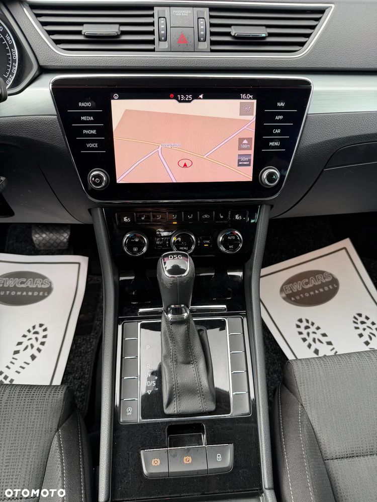 Skoda Superb 2.0 TDI DSG Style - 9