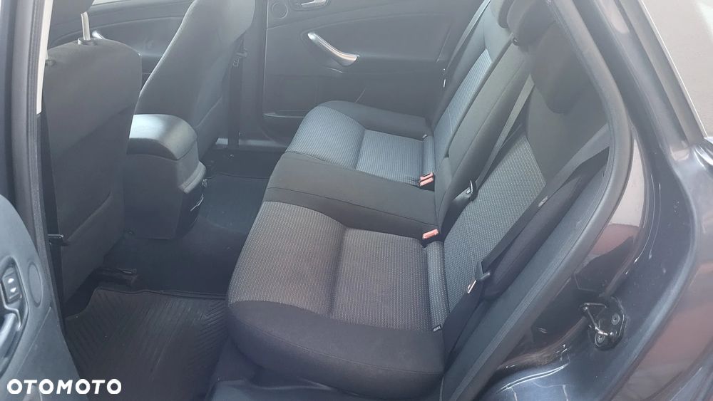 Ford Mondeo 2.0 Titanium - 6