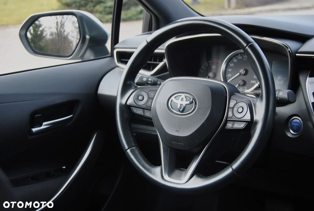 Toyota Corolla 1.8 Hybrid Comfort - 10