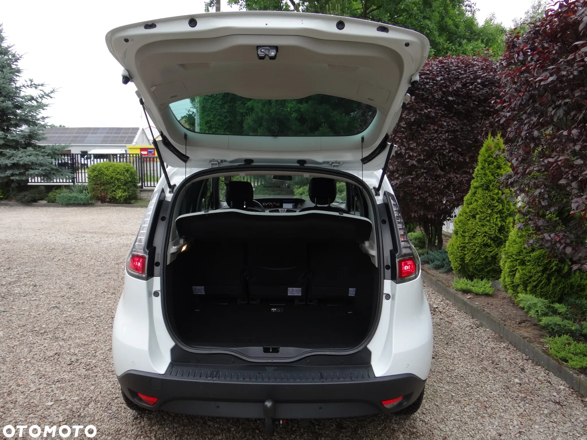 Renault Scenic dCi 110 EDC Bose Edition - 16