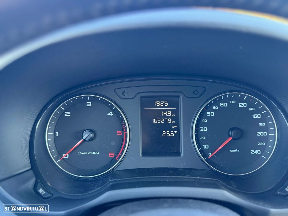 Audi A1 ver-1-6-tdi-sport - 11