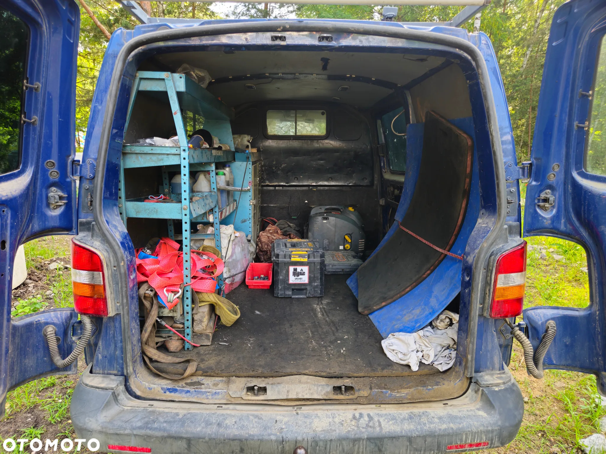 Volkswagen T5 - 10