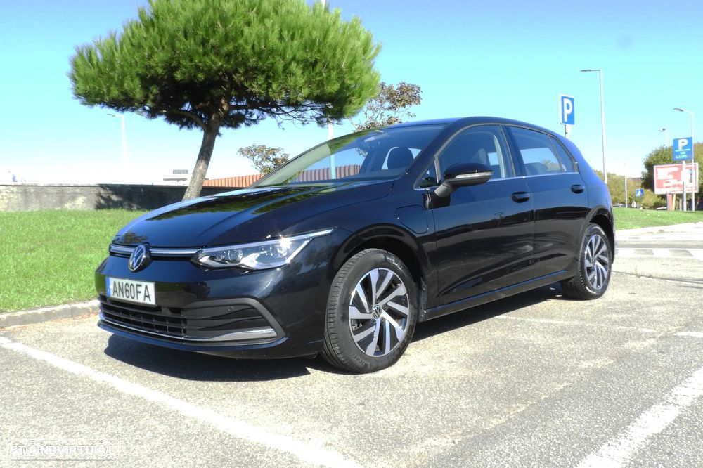 VW Golf 1.4 TSI e-Hybrid DSG - 12